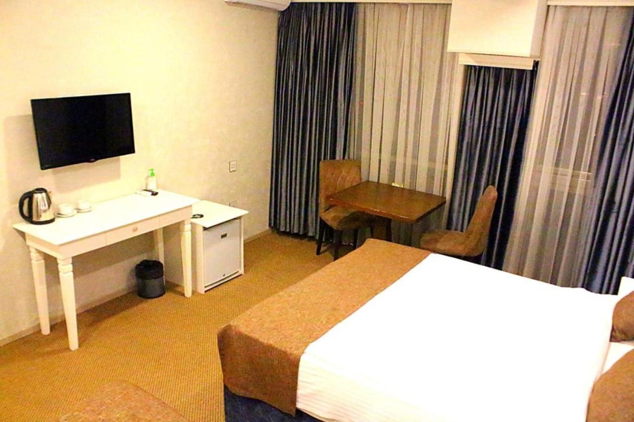 Address Hotel Баку Экстерьер фото
